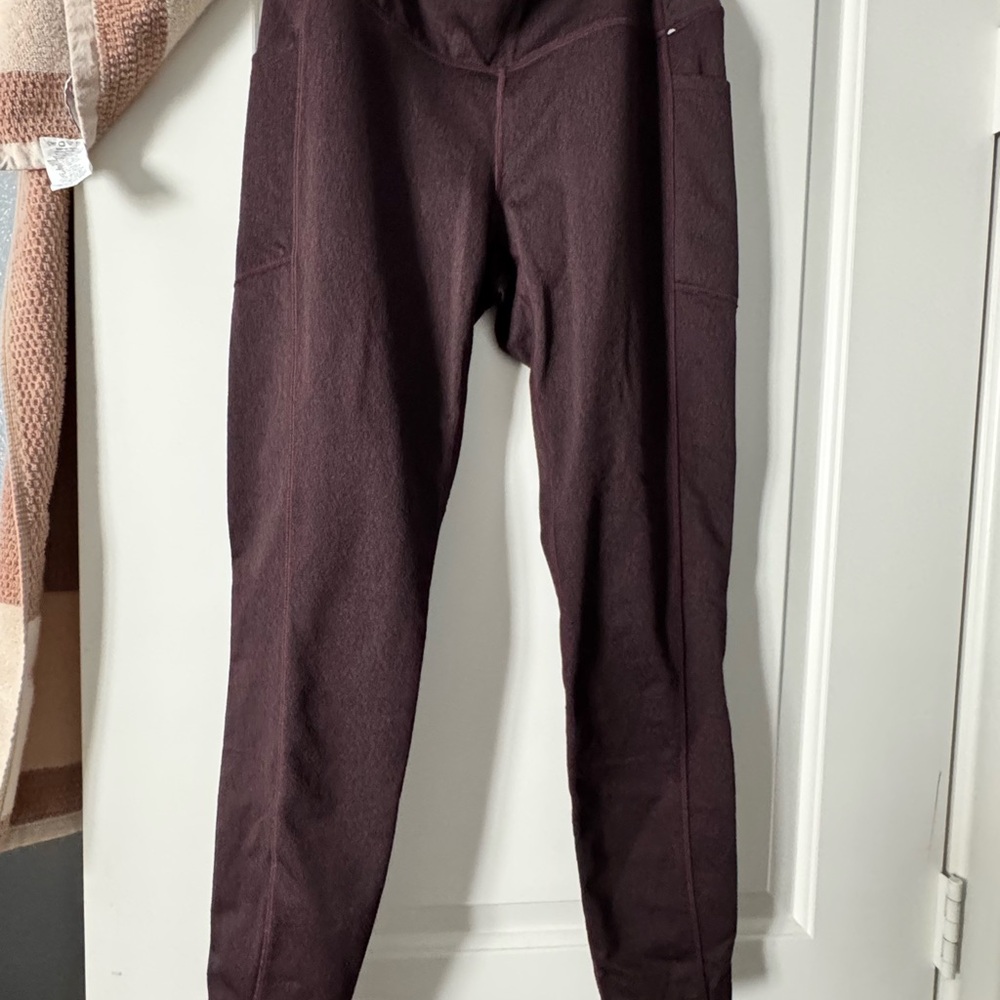 Mondetta Women’s  Deep burgundy gym leggings